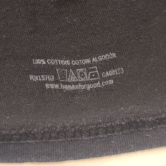 Zombie Batman t-shirt - Picture 6 of 8